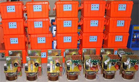 HZXC-104D变压器智能控制箱