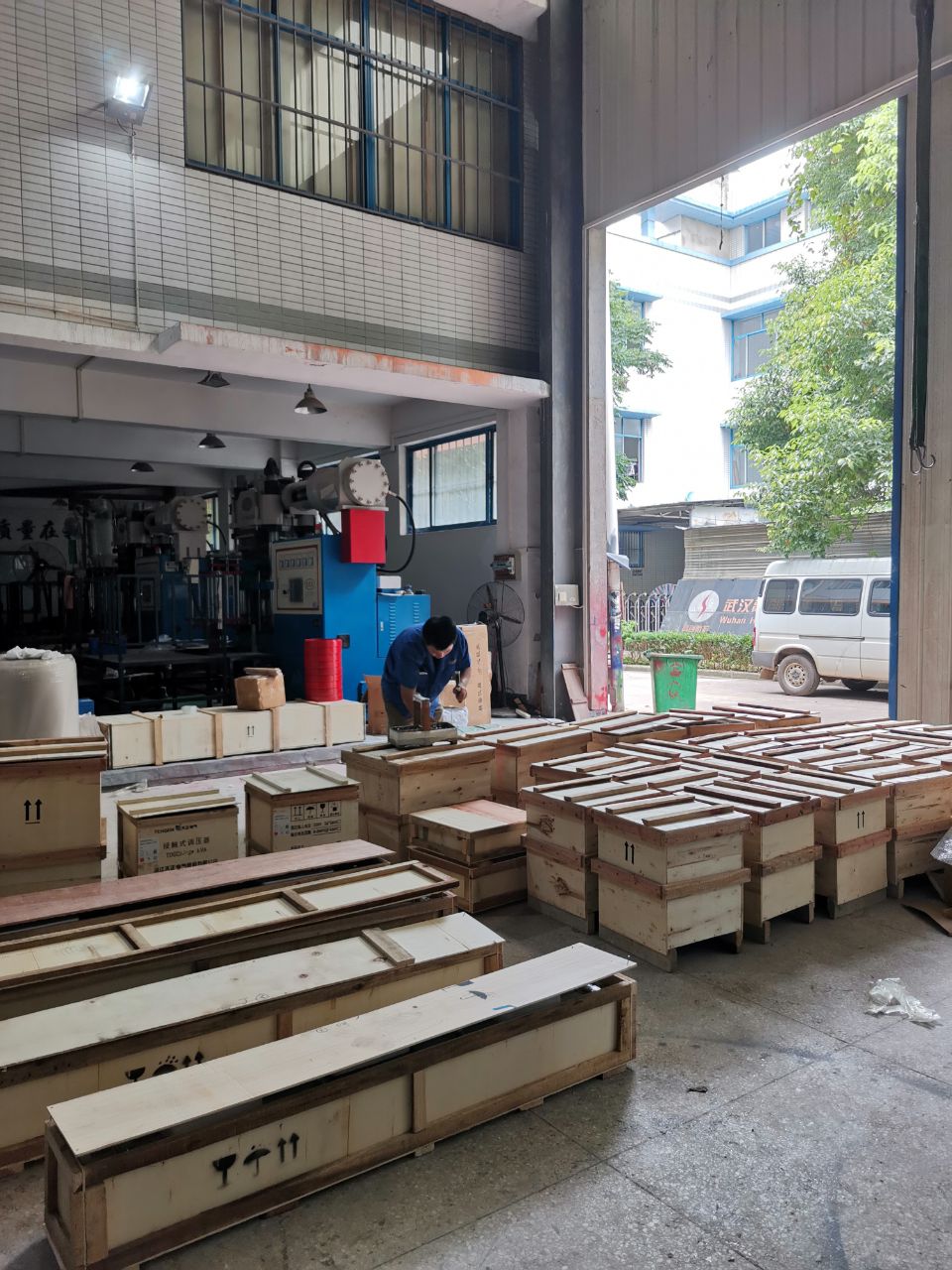 变频串联谐振发货现场