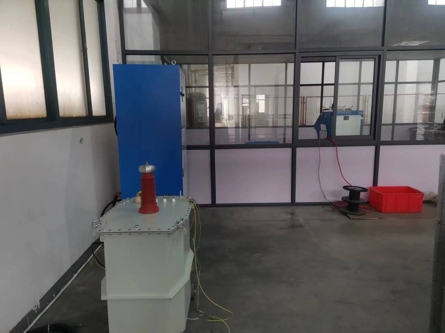 工频耐压试验装置