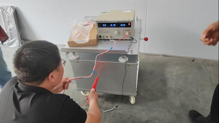 低压耐压测试仪