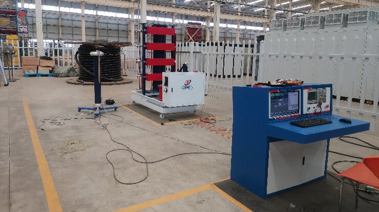 冲击电压发生器