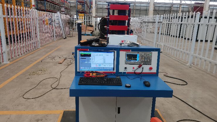 冲击电压发生器