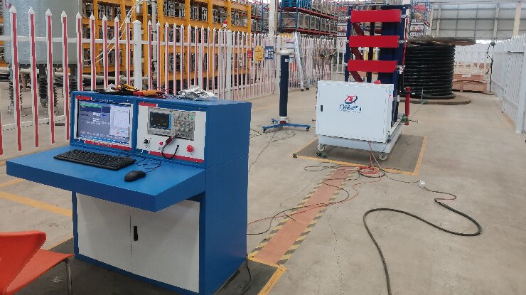 冲击电压发生器